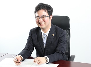 藤沢支店長・神奈川県弁護士会、秋葉俊孝の写真
